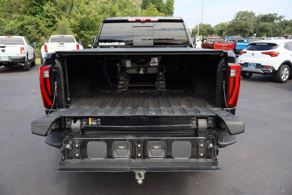 Certified 2024 GMC Sierra 3500 Denali w/ Denali Reserve Package AWD/4WD image 29