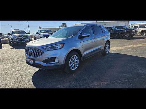 Used 2023 Ford Edge SEL image 7