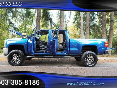 Used 2018 Chevrolet Silverado 1500 LT w/ All Star Edition AWD/4WD image 25