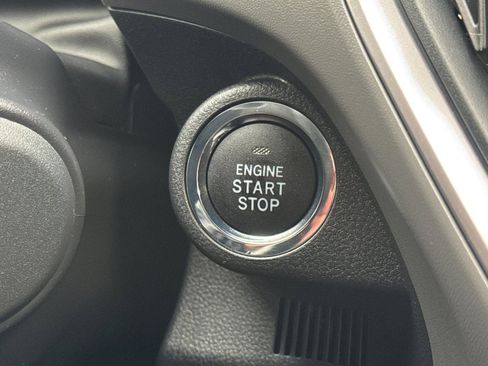 Certified 2025 Subaru Crosstrek 2.0i Premium image 25