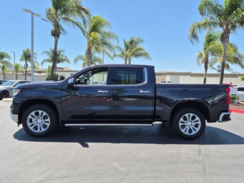 Used 2022 Chevrolet Silverado 1500 LTZ w/ Technology Package RWD image 7