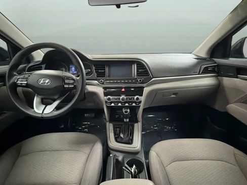 Used 2020 Hyundai Elantra SEL FWD image 9