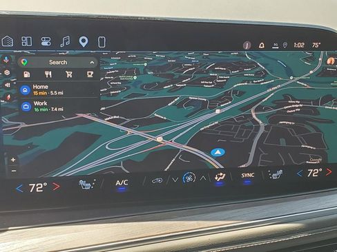 Used 2025 Chevrolet Tahoe Z71 w/ Comfort Package AWD/4WD image 31