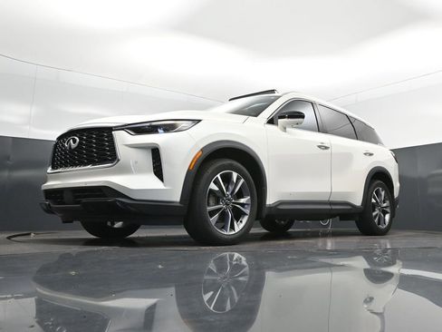 Certified 2023 INFINITI QX60 Luxe w/ Performance Audio Package AWD/4WD image 40