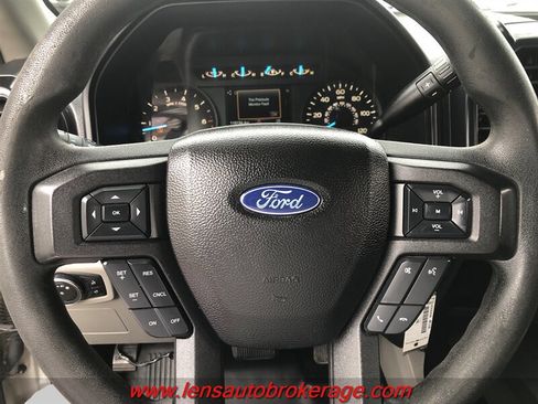 Used 2017 Ford F150 XL w/ Equipment Group 101A Mid AWD/4WD image 13