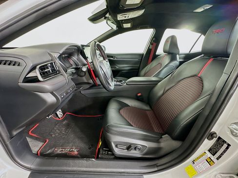 Used 2021 Toyota Camry TRD w/ TRD Package w/JBL Audio image 13