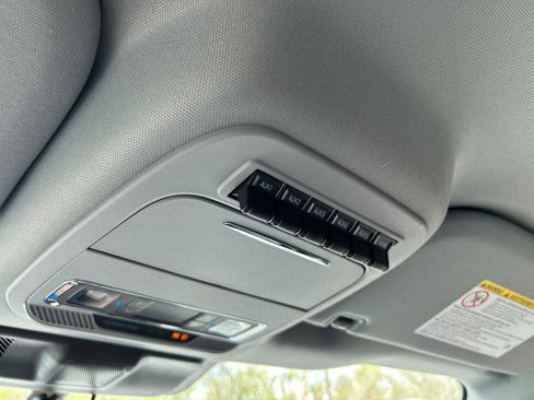 New 2026 Ford F550 4x4 Crew Cab image 35