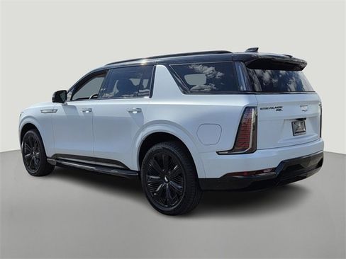 New 2026 Cadillac Escalade IQL Luxury w/ LPO, Etrunk Organizer Package image 4