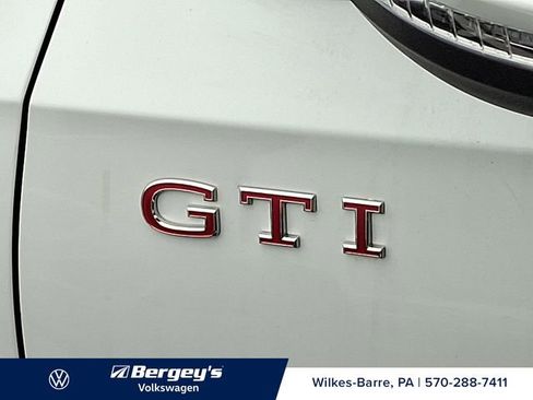 New 2026 Volkswagen GTI SE FWD image 22