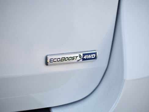 Used 2020 Ford Explorer Platinum w/ Premium Technology Package image 11