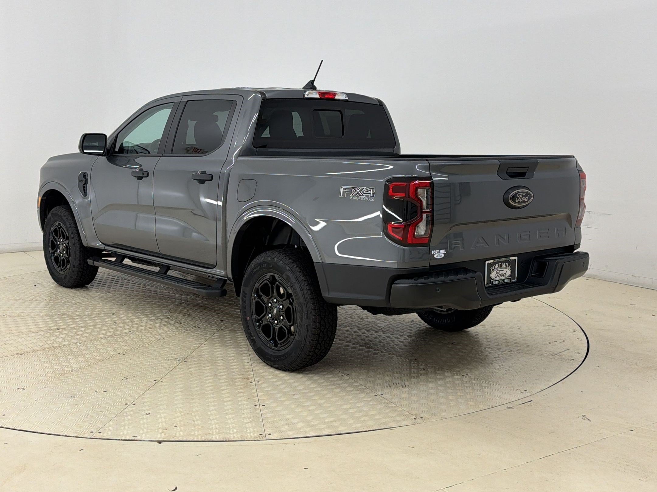 New 2026 Ford Ranger XLT w/ Equipment Group 301A High AWD/4WD image 3