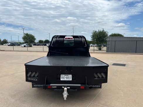 Used 2023 GMC Sierra 3500 Pro AWD/4WD image 4