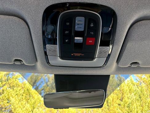 Used 2023 Hyundai Palisade Limited image 30