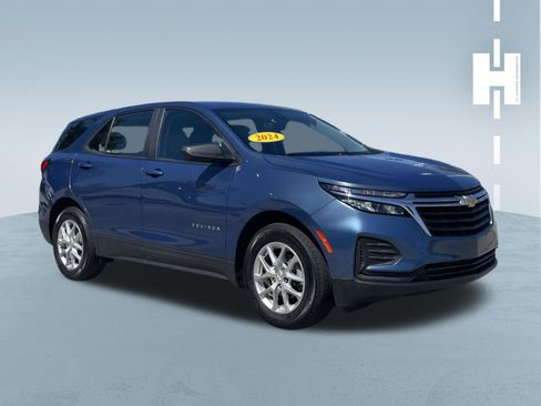 Used 2024 Chevrolet Equinox LS FWD image 1