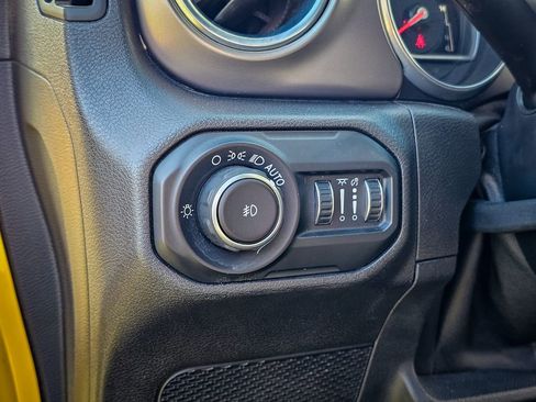 Used 2018 Jeep Wrangler Unlimited Rubicon w/ LED Lighting Group image 13