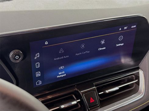 Used 2025 Chevrolet TrailBlazer ACTIV w/ Convenience Package image 14