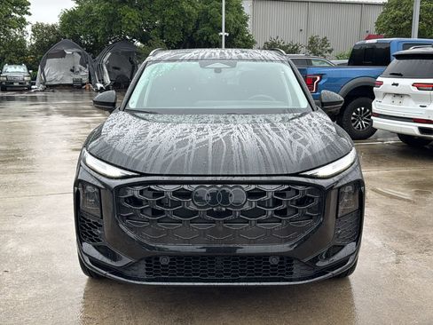 Used 2026 Audi Q3 quattro 2.0T AWD/4WD image 2