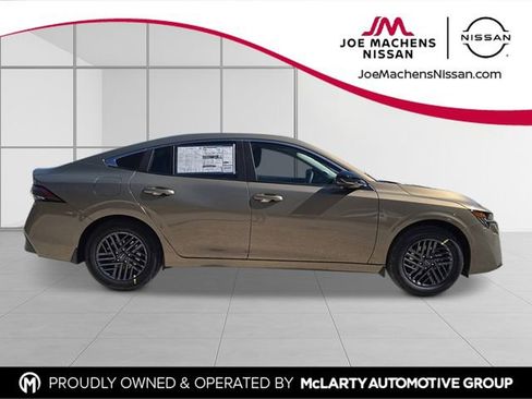 New 2026 Nissan Sentra SV image 7