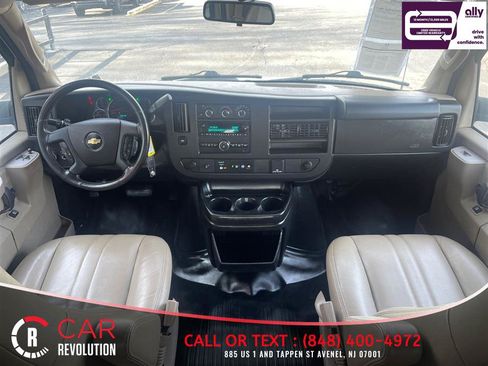 Used 2020 Chevrolet Express 2500 w/ Driver Convenience Package RWD image 31