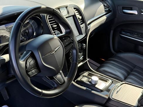 Used 2020 Chrysler 300 S RWD image 17