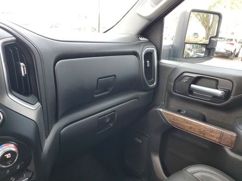 Used 2020 GMC Sierra 2500 Denali w/ Technology Package image 27