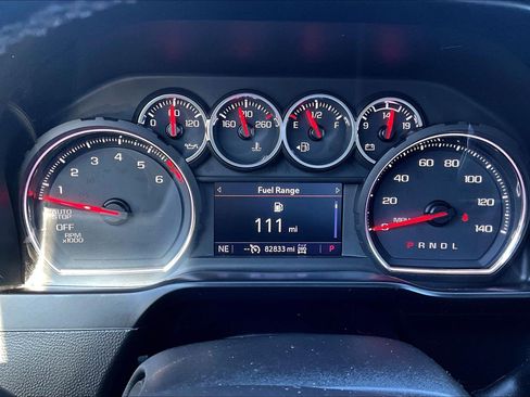 Used 2020 Chevrolet Silverado 1500 LT Trail Boss image 9