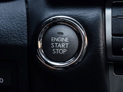 Used 2013 Lexus LS 460 w/ F-Sport Pkg RWD image 23