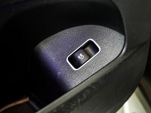 Used 2022 Mercedes-Benz GLS 580 4MATIC image 51