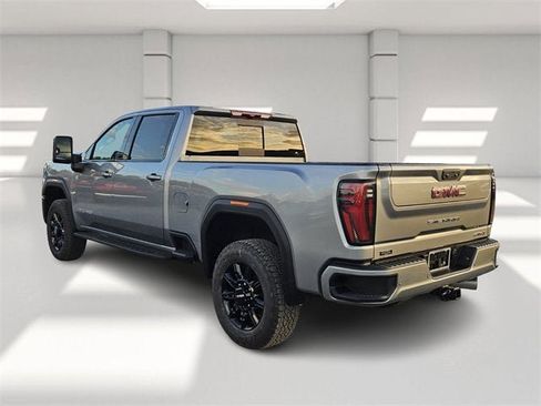 New 2026 GMC Sierra 2500 AT4 image 3