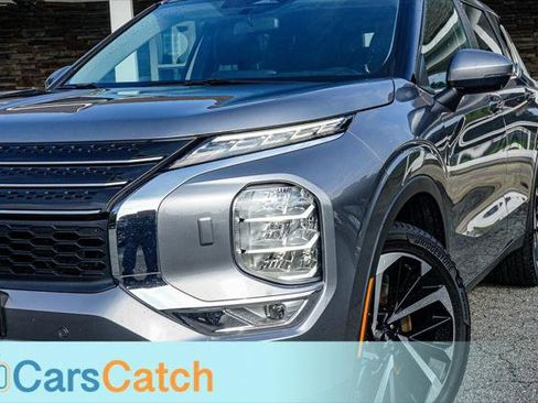 Used 2023 Mitsubishi Outlander SE AWD/4WD image 6