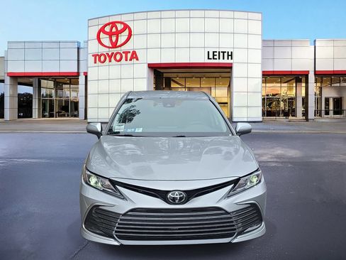 Used 2023 Toyota Camry LE image 2