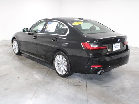 Used 2024 BMW 330e image 7