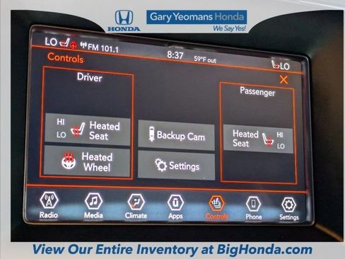 Used 2019 Jeep Grand Cherokee Laredo image 32