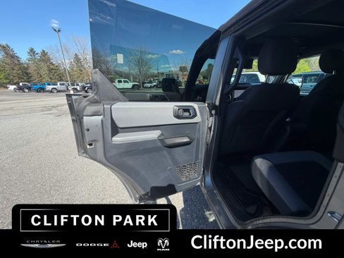Used 2022 Ford Bronco Big Bend AWD/4WD image 12
