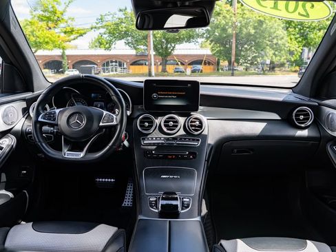 Used 2019 Mercedes-Benz GLC 63 AMG 4MATIC w/ Multimedia Package image 9