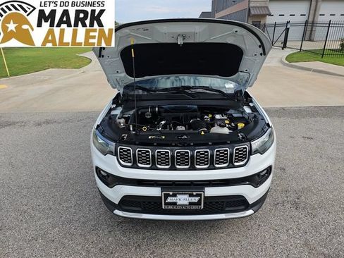 Used 2025 Jeep Compass Limited AWD/4WD image 29