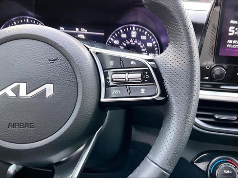 Used 2024 Kia Forte GT-Line image 23