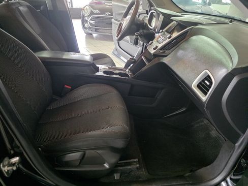 Used 2016 Chevrolet Equinox LS FWD image 22