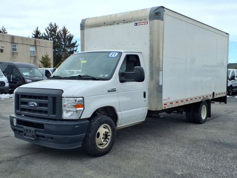 Used 2021 Ford E-350 and Econoline 350 Super Duty w/ Power Windows & Locks Group image 7