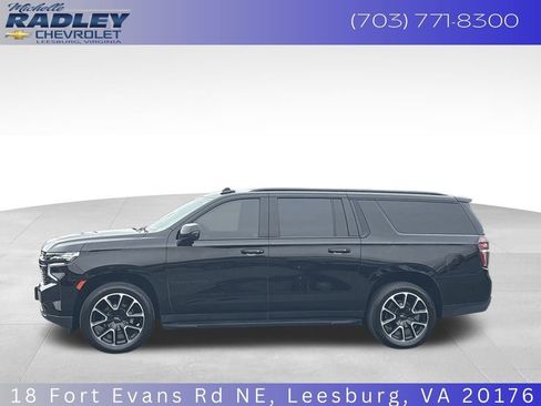 Certified 2023 Chevrolet Suburban RST w/ Luxury Package image 2