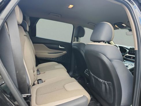 Used 2023 Hyundai Santa Fe SEL FWD image 18