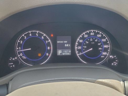 Used 2011 INFINITI G37 x Sedan w/ Premium Pkg image 11