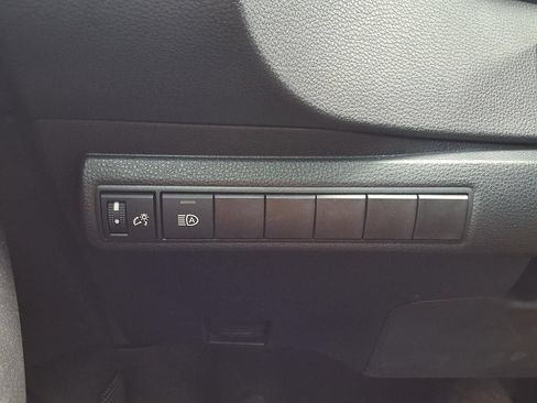 Used 2024 Toyota Corolla LE FWD image 9