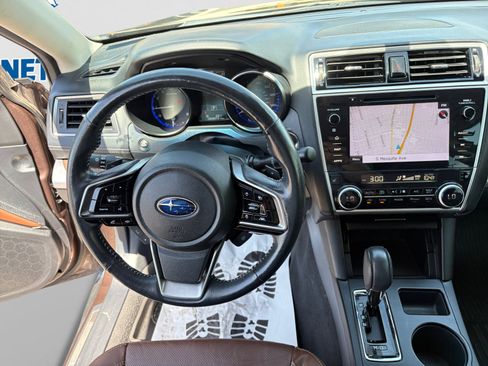 Used 2019 Subaru Outback 2.5i Touring AWD/4WD image 12