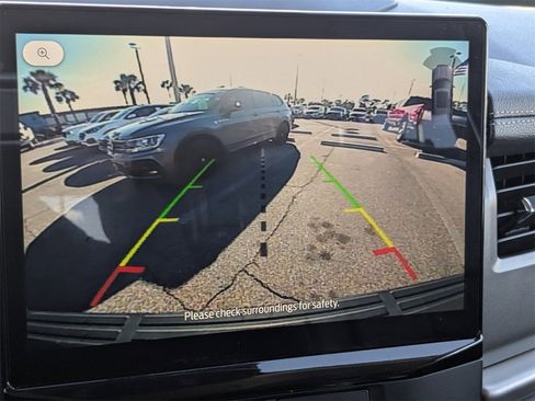 Used 2022 Ford Expedition Max XLT image 26