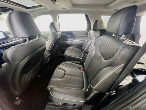 Used 2023 Hyundai Palisade Limited w/ Cargo Package AWD/4WD image 25