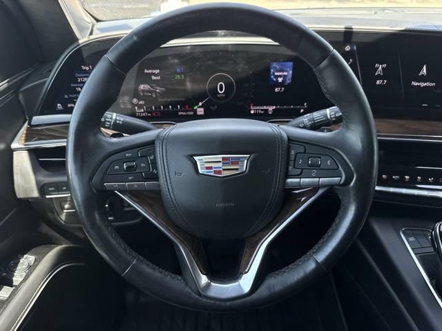 Used 2022 Cadillac Escalade Premium Luxury Platinum w/ Heavy-Duty Trailer Package AWD/4WD image 15