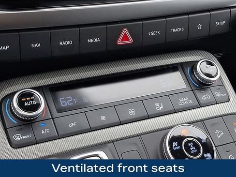 Used 2025 Hyundai Palisade SEL AWD/4WD image 14