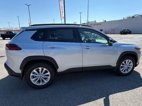 New 2026 Toyota Corolla Cross LE image 7