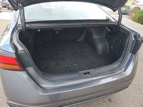 Used 2023 Nissan Altima 2.5 SV image 26